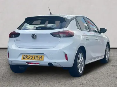 Used Vauxhall Corsa Edition 99 HP (72 kW) 2022 White Hatchback