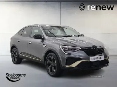 Begagnad Renault Arkana Engineered 142 HK (104 kW) 2022 Grå SUV