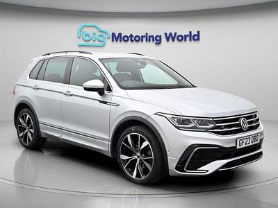 Usado VW Tiguan R-line 150 CV (110 kW) 2023 Plateado SUV