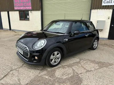 Usado Mini One D Hatch 2014 Negro Utilitario
