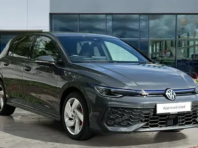 Second-hand VW Golf VIII GTE 272 CP (200 kW) 2025 Gri
