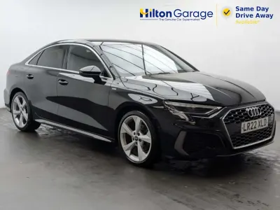 Używany Audi A3 S-Line 150 KM (110 kW) 2022 Czarny Sedan/Limuzyna
