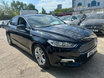 Used Ford Mondeo Zetec 2016 Black Hatchback