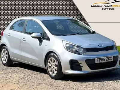 Used Kia Rio Air 84 HP (61 kW) 2017 Silver Hatchback