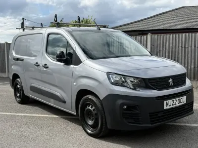 Used Peugeot Partner Premium 131 HP (96 kW) 2022 Grey MPV
