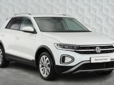 Used VW T-Roc Style 110 HP (80 kW) 2022 Pure white SUV