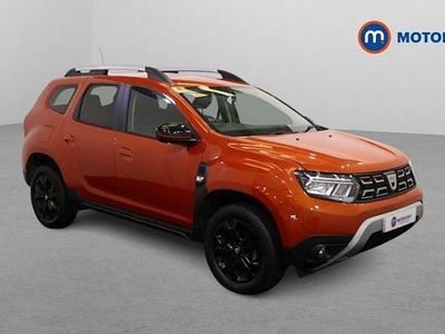 Begagnad Dacia Duster Extreme 150 HK (110 kW) 2022 Orange SUV