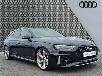Used Audi RS4 Design 444 HP (326 kW) 2024 Black Estate