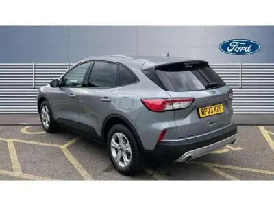 Używany Ford Kuga Zetec 150 KM (110 kW) 2023 Srebrny SUV