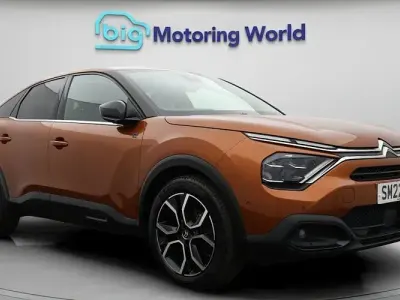 Used Citroën e-C4 Shine 100 kW (136 HP) 2021 Brown Hatchback