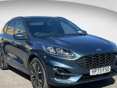 Usado Ford Kuga ST-Line X 225 CV (165 kW) 2023 Azul SUV