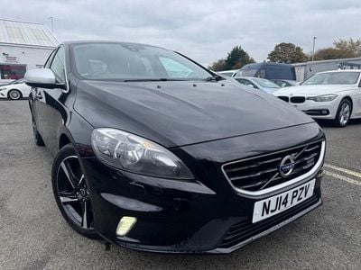 Begagnad Volvo V40 R-Design 150 HK (110 kW) 2014 Svart Kombi