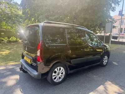 Used Citroën Berlingo XTR 90 HP (66 kW) 2012 Black MPV