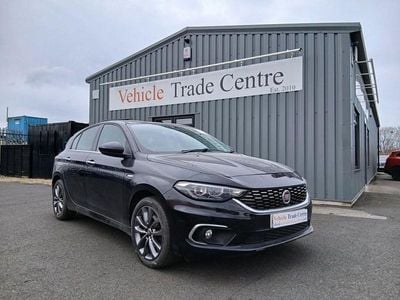 Used Fiat Tipo Lounge 95 HP (69 kW) 2017 Black Hatchback