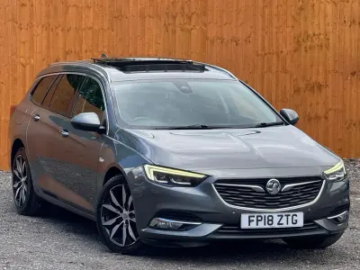 Used Vauxhall Insignia Elite 170 HP (125 kW) 2018 Grey Estate