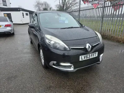 Używany Renault Grand Scénic III Dynamique 128 KM (94 kW) 2013 Czarny Minivan