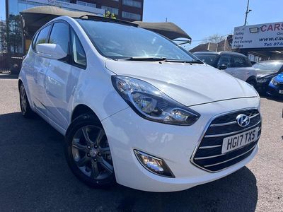 Used Hyundai ix20 Premium 125 HP (91 kW) 2017 White Hatchback