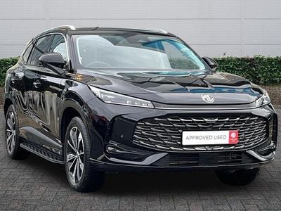 Metallic black pearl New 2025 MG HS Trophy SUV | £35,290