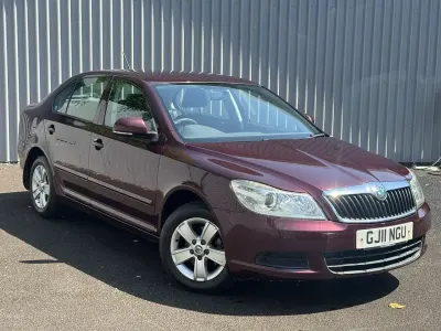Used Skoda Octavia SE 2011 Maroon Hatchback