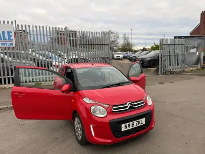 Begagnad Citroën C1 Feel 82 HK (60 kW) 2018 Röd Halvkombi