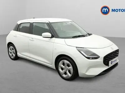 Used Suzuki Swift 82 HP (60 kW) 2024 White Hatchback