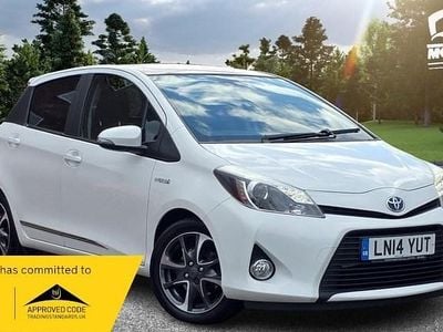 Second-hand Toyota Yaris Hybrid Trend 101 CP (74 kW) 2014 Alb Hatchback