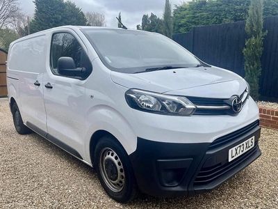 Used Toyota Proace Active 120 HP (88 kW) 2023 White MPV