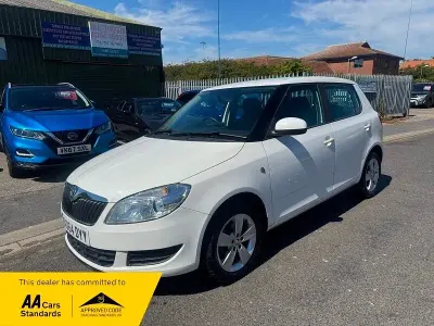 Used Skoda Fabia SE 2014 White Hatchback
