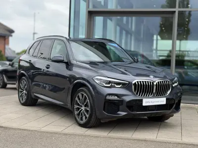 Käytetty BMW X5 M Sport 282 HP (207 kW) 2020 Harmaa Katumaasturi