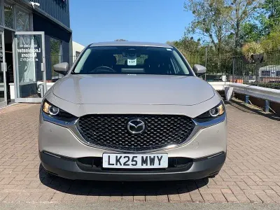 Używany Mazda CX-30 Center-Line 140 KM (102 kW) 2025 Srebrny SUV