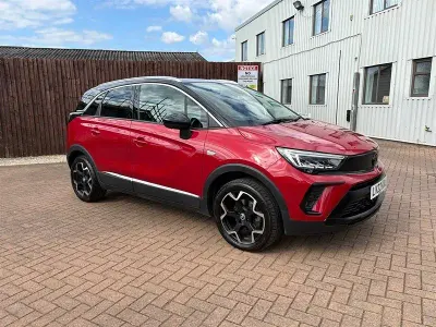 Używany Vauxhall Crossland Ultimate 130 KM (95 kW) 2022 Czerwony SUV