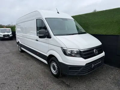 Usado VW Crafter Trendline 140 HP (102 kW) 2023 Branco Van