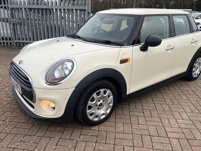 White Used 2016 Mini ONE Hatch Hatchback | £4,495 (Fair price)