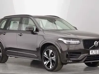 Usado Volvo XC90 Plus 235 HP (172 kW) 2023 SUV