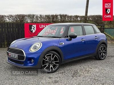 Begagnad Mini Cooper Classic 2020 Blå Halvkombi