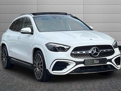 Usado Mercedes GLA200 AMG Line Premium Plus 150 HP (110 kW) 2024 Branco SUV