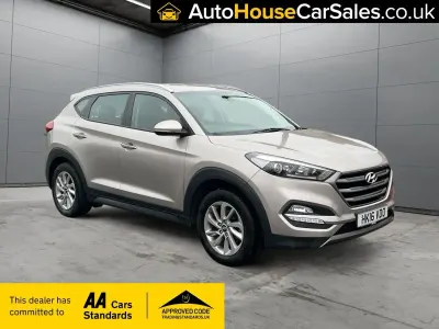 Używany Hyundai Tucson SE 116 KM (85 kW) 2016 Beżowy SUV