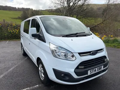 Used Ford Transit Custom Limited 155 HP (114 kW) 2014 White Van