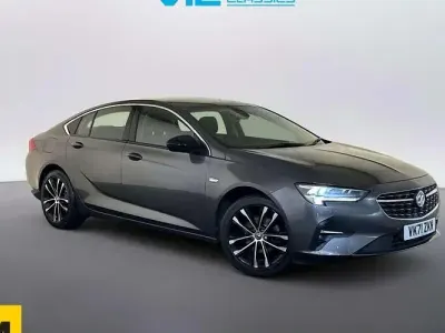Used Vauxhall Insignia Edition 122 HP (89 kW) 2021 Grey Hatchback