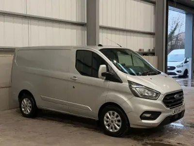 Used Ford Transit Custom Limited 130 HP (95 kW) 2020 Silver Van
