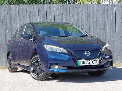 Używany Nissan Leaf Acenta 110 kW (150 KM) 2022 Niebieski Hatchback