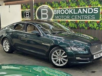 Used Jaguar XJ Luxury 300 HP (220 kW) 2017 Green Sedan
