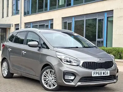 Used Kia Carens 2018 Silver MPV