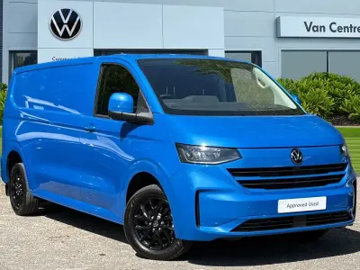 Novo VW Transporter Pro 150 HP (110 kW) 2026 Azul Van