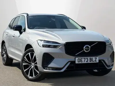 Used Volvo XC60 Plus 250 HP (183 kW) 2023 Silver SUV