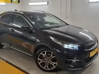 Usado Kia XCeed First Edition 138 CV (101 kW) 2019 Negro SUV