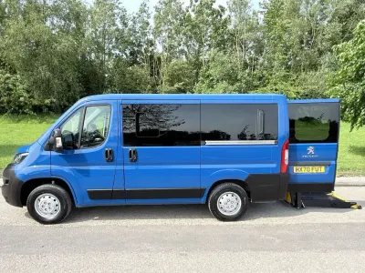 Used Peugeot Boxer S 120 HP (88 kW) 2021 Blue Van