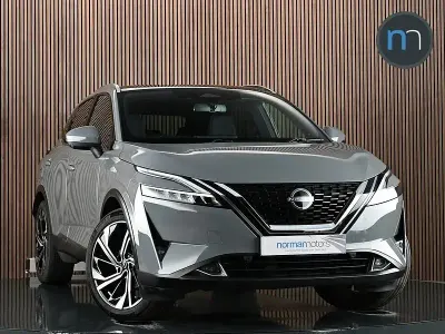 Begagnad Nissan Qashqai S 158 HK (116 kW) 2023 Grå SUV