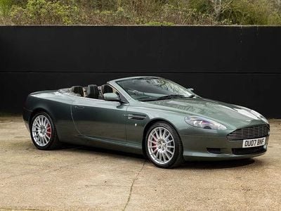 Begagnad Aston Martin DB9 450 HK (330 kW) 2007 Grön Cab