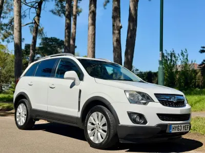 Usado Vauxhall Antara 184 HP (135 kW) 2013 Branco SUV
